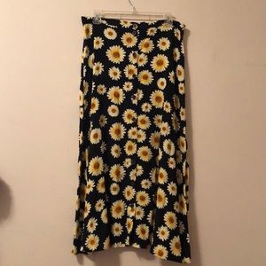 Forever 21 sunflower skirt